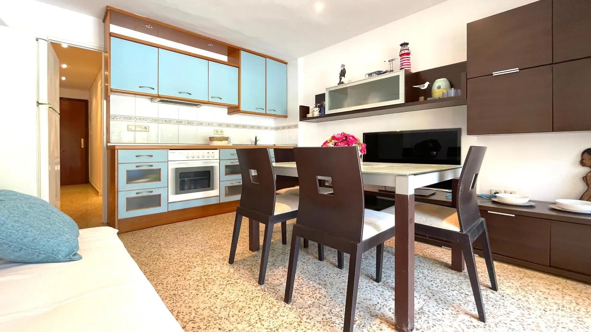 Mediterranean Way - Atinea Apartment Cambrils 0*,  Spain